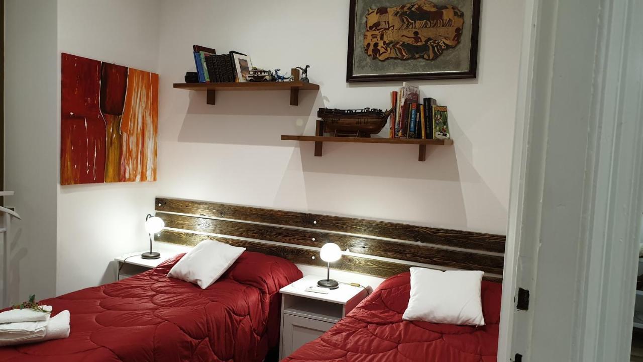 Casa Ferrari Testaccio E Trastevere Wi-Fi Free โรม ภายนอก รูปภาพ
