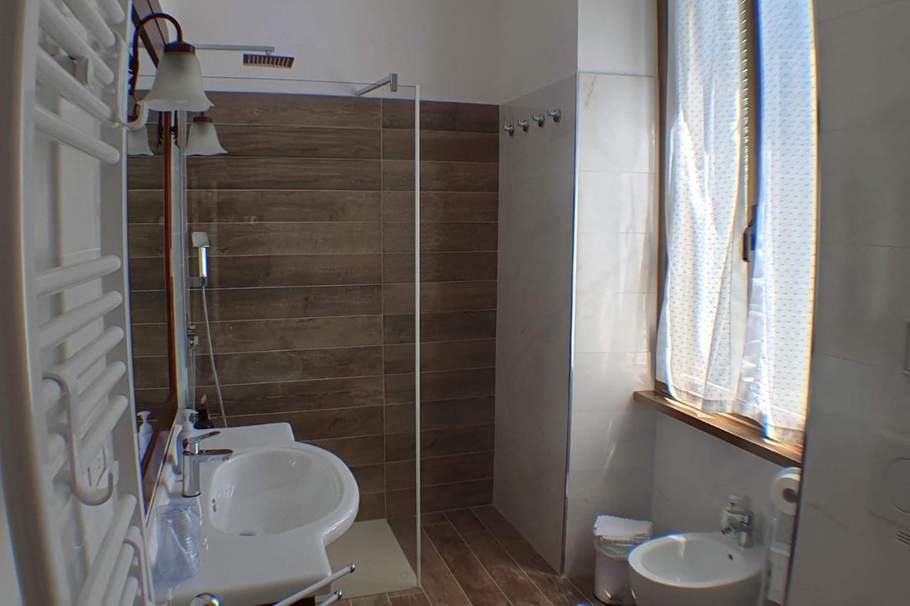 Casa Ferrari Testaccio E Trastevere Wi-Fi Free โรม ภายนอก รูปภาพ